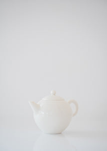 茶壺（牙白）